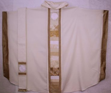 White Chasuble & Understole
OL of the Most Holy Rosary
Albuquerque, NM