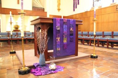 Purple Celebrate! Strips
Holy Family Retreat Center
West Hartford, CT
2014