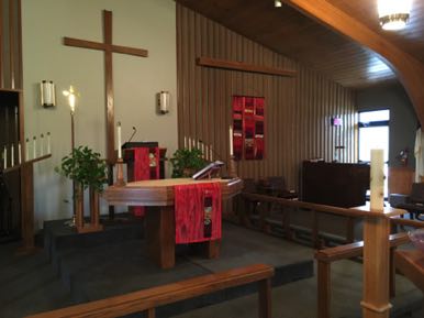 Red Celebrate! wall hangings  and 
Reflect! paraments
Resurrection Lutheran
Ankeny, IA
2018