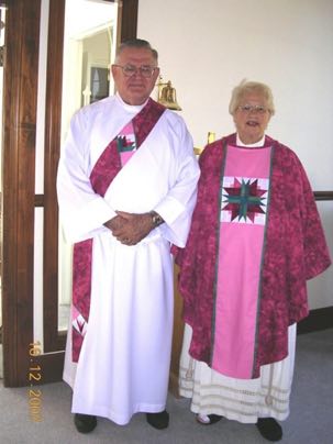 Chasuble & deacon stole by Barbara Parks